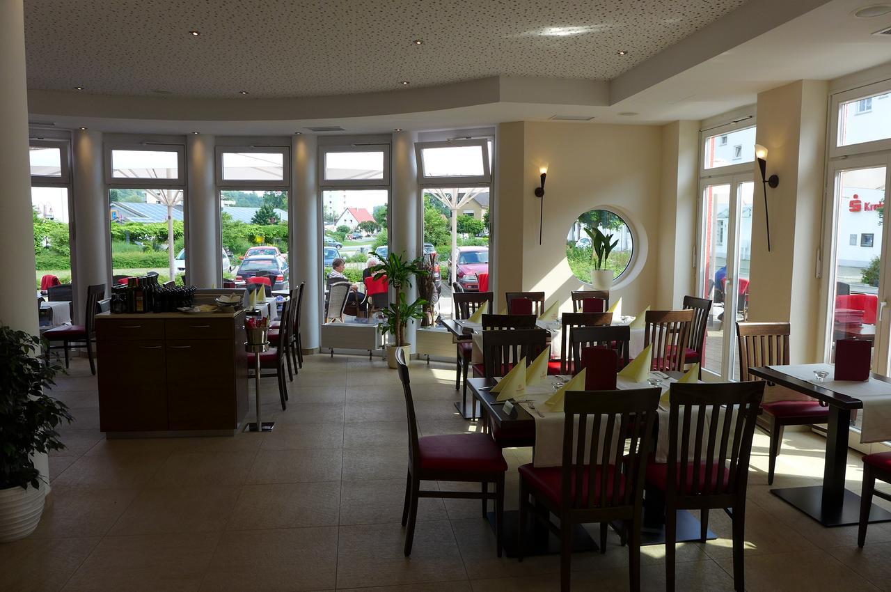 Hotel&Ristorante Passarelli Warthausen Kültér fotó