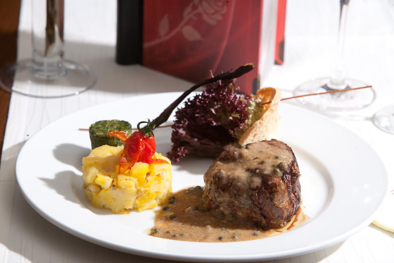 Hotel&Ristorante Passarelli Warthausen Kültér fotó
